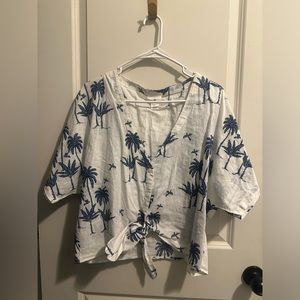 Women’s/Juniors Hawaiian Shirt with Palm trees